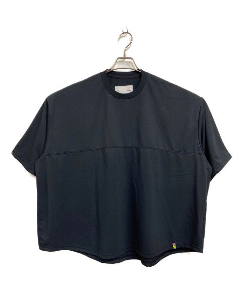 is-ness（イズネス）is-ness (イズネス) Y(dot)BY NORDISK (ワイドット バイ ノルディスク) RELAX ROUND TEE ブラック サイズ:SIZE FREEの古着・服飾アイテム