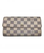 LOUIS VUITTONルイ ヴィトン）の古着「ダミエ・アズール ポルトフォイユ・サラ ロングウォレット／DAMIER AZUR PORTEFEUILLE SARAH LONG WALLET」｜ホワイト