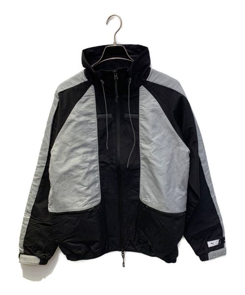 PUMA（プーマ）PUMA (プーマ) ANREALAGE (アンリアルエイジ) PUMA X ANREALAGE WOVEN JACKET ブラック サイズ:S 未使用品の古着・服飾アイテム