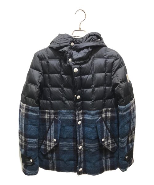 MONCLER GAMME BLEU（モンクレール ガム ブルー）MONCLER GAMME BLEU (モンクレール ガム ブルー) ダウンジャケット　323914134782 ブラック×ブルー サイズ:1の古着・服飾アイテム