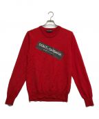 DOLCE & GABBANAドルチェ＆ガッバーナ）の古着「Slant Chest Logo Sweatshirt」｜レッド