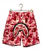 A BATHING APEアベイシングエイプ）の古着「Camo Shark Sweat Shorts」｜レッド×ピンク