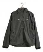 F.C.R.B.エフシーレアルブリストル）の古着「STRETCH LIGHT WEIGHT HOODED BLOUSON」｜グレー