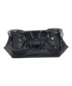 Mame Kurogouchiマメクロゴウチ）の古着「Transparent Sculptural Clutch Bag」｜ブラック