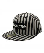 SUPREME×New Eraシュプリーム×ニューエラ）の古着「Striped Box Logo」｜グレー×ブラック