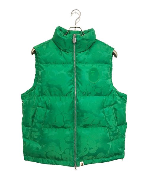 A BATHING APE（アベイシングエイプ）A BATHING APE (アベイシングエイプ) TONAL SOLID CAMO PUFFER DOWN VEST グリーン サイズ:Ⅼの古着・服飾アイテム