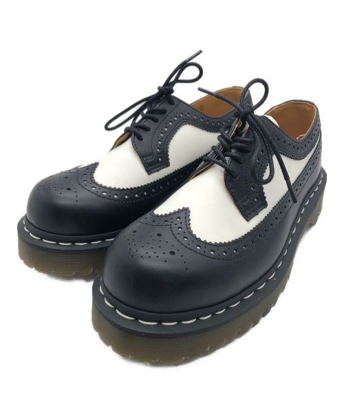 Dr.Martens（ドクターマーチン）Dr.Martens (ドクターマーチン) ウィングチップブーツ ホワイト×ブラック サイズ:24cmの古着・服飾アイテム