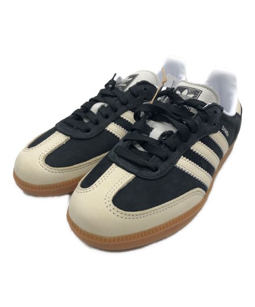 adidas（アディダス）adidas (アディダス) スニーカー ブラック×ホワイト サイズ:23.5cm 未使用品の古着・服飾アイテム