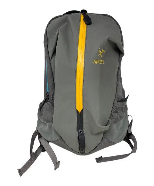 ARC'TERYX（アークテリクス）ARC'TERYX (アークテリクス) arro 16 backpack グレーの古着・服飾アイテム