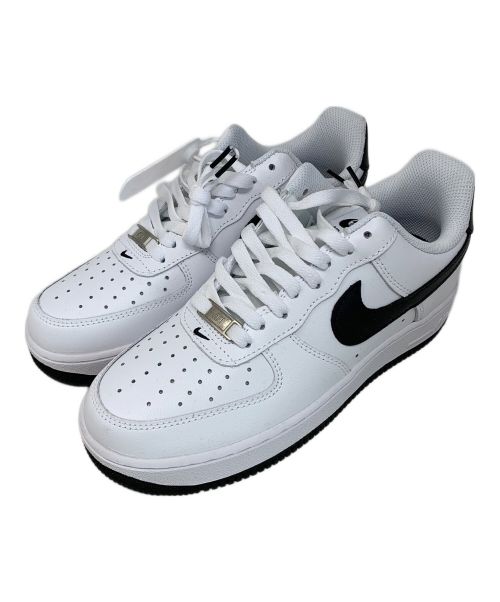 NIKE（ナイキ）NIKE (ナイキ) スニーカー NIKE AIR FORCE 1 ホワイト×ブラック サイズ:7.5の古着・服飾アイテム