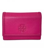 TORY BURCHトリーバーチ）の古着「TORY BURCH 3つ折り財布」｜ショッキングピンク