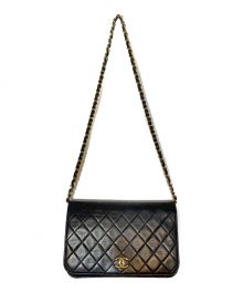 CHANEL（シャネル）の古着「マトラッセ　チェーンショルダーバッグ」｜ブラック