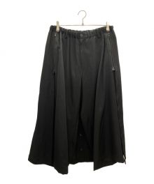 YOHJI YAMAMOTO（ヨウジヤマモト）の古着「パンツ GABARDINE FASTENER HAKAMA PANTS」｜ブラック