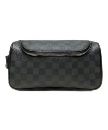 LOUIS VUITTON（ルイ ヴィトン）の古着「トワレ･ポーチ ダミエ・グラフィット」｜ブラック