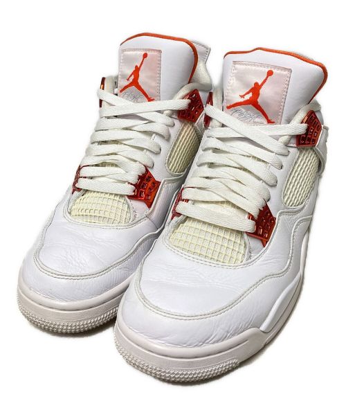 NIKE（ナイキ）NIKE (ナイキ) AIR JORDAN 4 RETRO ホワイト×オレンジ サイズ:US9の古着・服飾アイテム