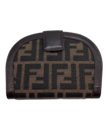 FENDI（フェンディ）の古着「2つ折り財布」｜ブラウン