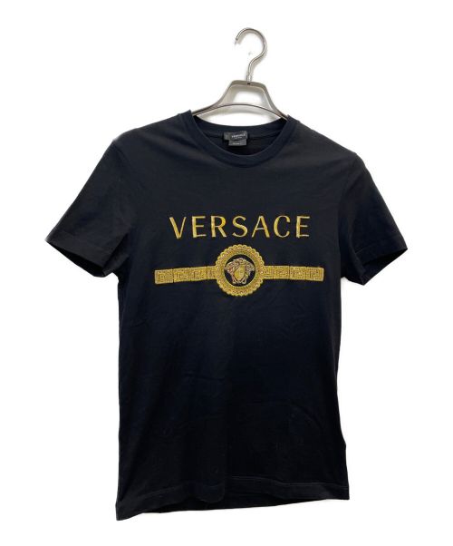 VERSACE（ヴェルサーチ）VERSACE (ヴェルサーチェ) EMBROIDERED MEDUSA LOGO T-SHIRT ブラック サイズ:Ｓの古着・服飾アイテム