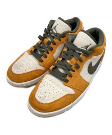 NIKE（ナイキ）の古着「Nike Air Jordan 1 Low "Light Curry/Medium Olive" ナイキ エアジョーダン 1 ロー "ライトカリー/ミディアムオリーブ"」｜オレンジ