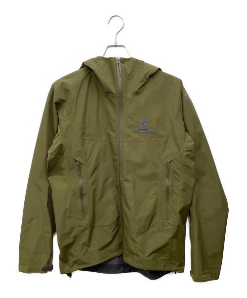 ARC'TERYX（アークテリクス）ARC'TERYX (アークテリクス) マウンテンパーカー オリーブ サイズ:Mの古着・服飾アイテム