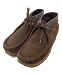 CLARKS ORIGINALS（クラークス オリジナルズ）の古着「ワラビーブーツ」｜ブラウン