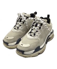 BALENCIAGA（バレンシアガ）の古着「TRIPLE S」｜ベージュ