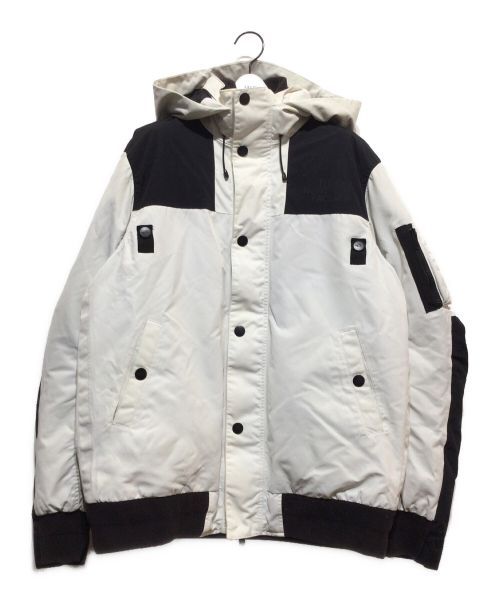 THE NORTH FACE×sacai（ザノースフェイス×サカイ）THE NORTH FACE×sacai (ザノースフェイス×サカイ) ボンバージャケット ブラック×ホワイト サイズ:AISA Mの古着・服飾アイテム