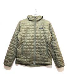 Patagonia（パタゴニア）の古着「ナノパフ・フィッツロイトラウトフーディ」｜カーキ