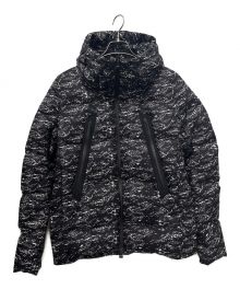 DESCENTE ALLTERRAIN×ATMOS（デザイント オルテライン×アトモス）の古着「ダウンジャケット」｜ブラック