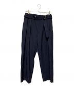 CULLNIクルニ）の古着「Belt Tuck Slacks Pants」｜ネイビー