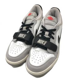 NIKE（ナイキ）の古着「スニーカー」｜グレー×ホワイト