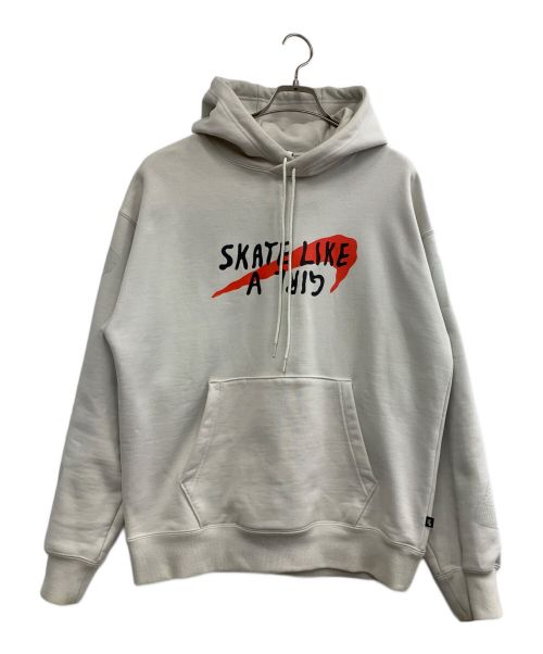 NIKE SB（ナイキエスビー）NIKE SB (ナイキエスビー) パーカー ベージュ サイズ:Mの古着・服飾アイテム