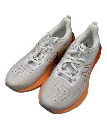 asics（アシックス）の古着「NOVABLAST」｜ホワイト×オレンジ