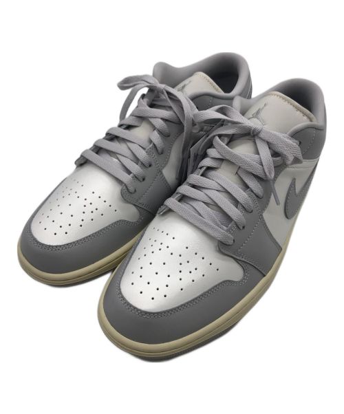 NIKE Women's Air Jordan 1 Low（ナイキ ウィメンズ エアジョーダン1 ロー）NIKE Women's Air Jordan 1 Low (ナイキ ウィメンズ エアジョーダン1 ロー) ミドルカットスニーカー グレー サイズ:SIZE 29cm 未使用品の古着・服飾アイテム