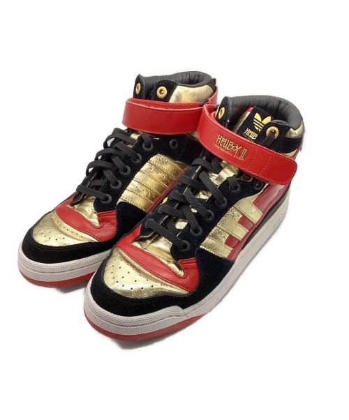 adidas（アディダス）adidas (アディダス) Hellboy (ヘルボーイ) FORUM MID Hellboy2 レッド×ゴールド サイズ:US9　1/2の古着・服飾アイテム