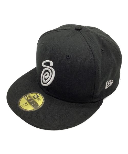 New Era×stussy（ニューエラ×ステューシー）New Era×stussy (ニューエラ×ステューシー) キャップ ブラック×ホワイトの古着・服飾アイテム