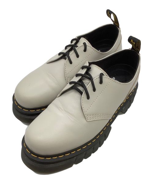 Dr.Martens（ドクターマーチン）Dr.Martens (ドクターマーチン) 3ホールシューズ ベージュ サイズ:UK8の古着・服飾アイテム