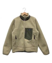 Patagonia（パタゴニア）の古着「CLASSIC RETRO-X JACKET」｜グリーン×アイボリー