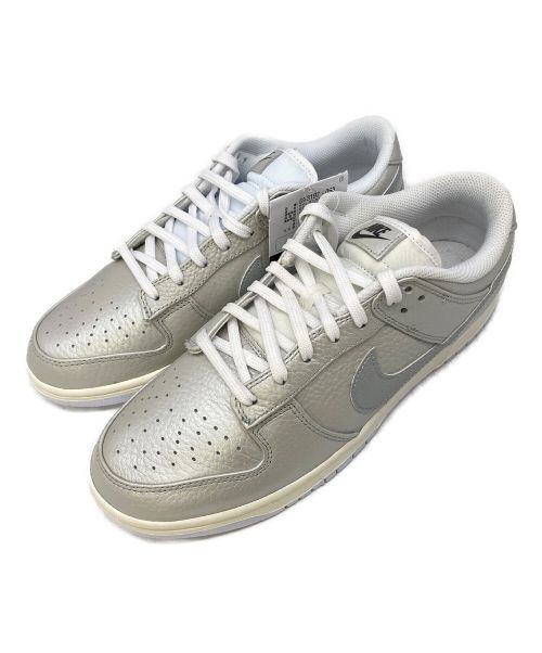 NIKE（ナイキ）NIKE (ナイキ) DUNK LOW SE グレー×ホワイト サイズ:28㎝の古着・服飾アイテム