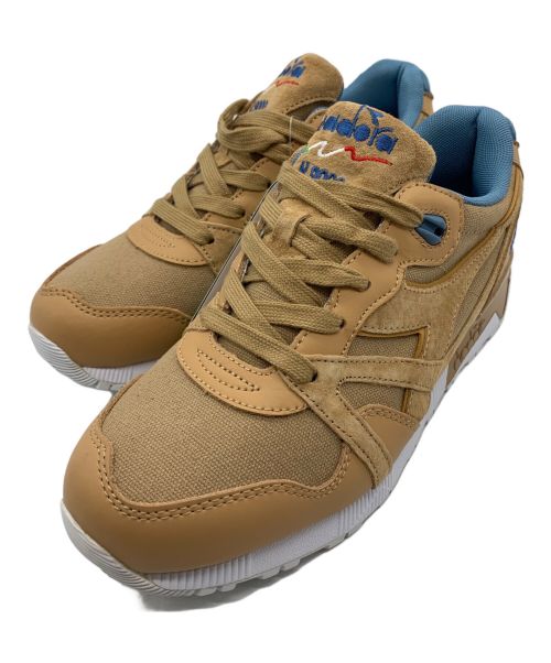 DIADORA（ディアドラ）DIADORA (ディアドラ) スニーカー ベージュ サイズ:26.5cm 未使用品の古着・服飾アイテム