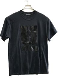 UNDERCOVER（アンダーカバー）の古着「ロゴプリントTシャツ」｜ブラック