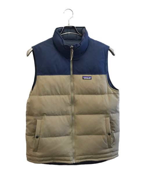 Patagonia（パタゴニア）Patagonia (パタゴニア) リバーシブルビビーダウンベスト ベージュ×ネイビー サイズ:不明の古着・服飾アイテム