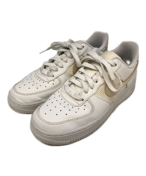 NIKE（ナイキ）NIKE (ナイキ) AIR FORCE 1 '07 ホワイト×アイボリー サイズ:US 8.5の古着・服飾アイテム