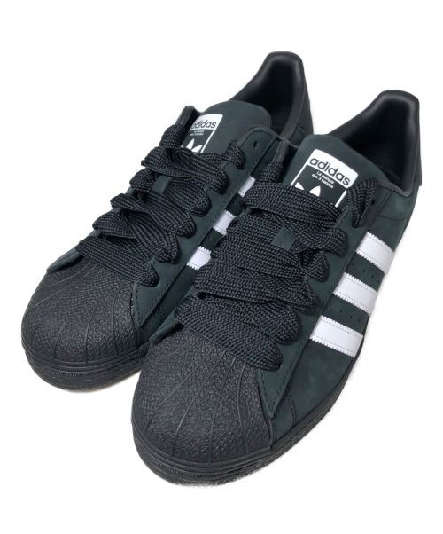 adidas（アディダス）adidas (アディダス) ローカットスニーカー ブラック×ホワイト サイズ:27cmの古着・服飾アイテム