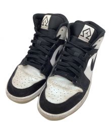 NIKE（ナイキ）の古着「Nike Air Jordan 1 Mid "Omega/Black/White"」｜ホワイト×ブラック