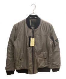 GUESS（ゲス）の古着「PADDING JACKET」｜グレー