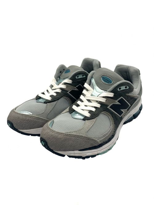 NEW BALANCE（ニューバランス）NEW BALANCE (ニューバランス) ATMOS (アトモス) M2002RAT グレー サイズ:US 7の古着・服飾アイテム