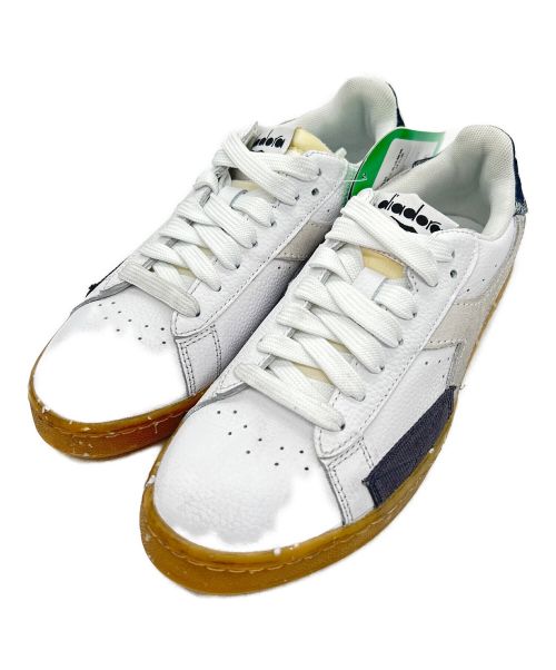 DIADORA（ディアドラ）DIADORA (ディアドラ) スニーカー ホワイト×ネイビー サイズ:UK 4の古着・服飾アイテム