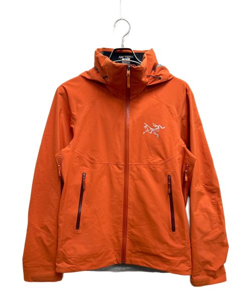 ARC'TERYX（アークテリクス）ARC'TERYX (アークテリクス) マウンテンパーカー オレンジ サイズ:XSの古着・服飾アイテム