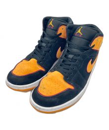 NIKE（ナイキ）の古着「ハイカットスニーカー / Nike Air Jordan 1 Mid SE "Vivid Orange"(ナイキ エアジョーダン1 ミッド SE "ヴィヴィッドオレンジ")」｜ブラック×オレンジ