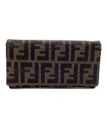 FENDI（フェンディ）の古着「ズッカ 長財布」｜ブラウン